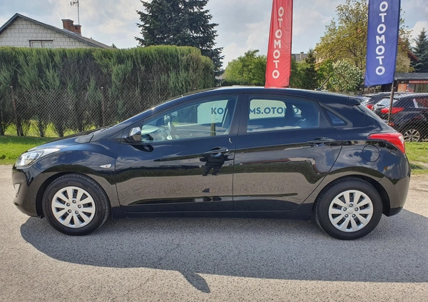 Hyundai I30 cena 42900 przebieg: 143000, rok produkcji 2016 z Parczew małe 277